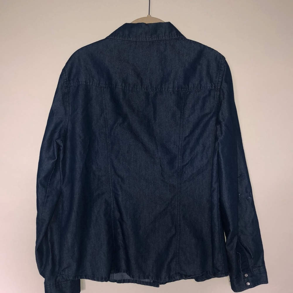 Blue Woman’s Button Down - Picture 4 of 4